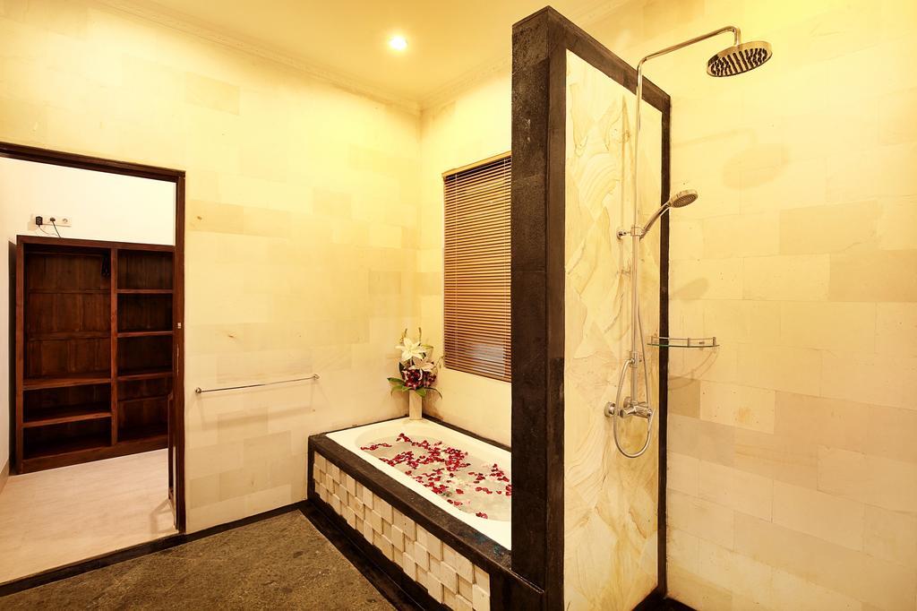 De Liza Villa Seminyak Beachside Dış mekan fotoğraf